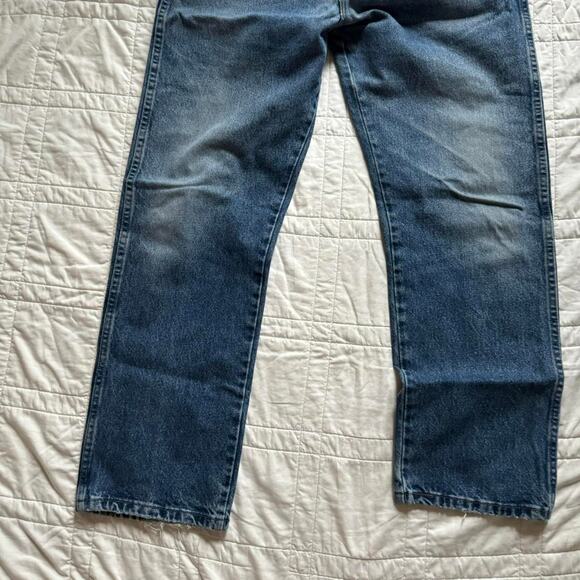 wrangler Straight leg distressed faded jeans sz 38x32 cowboy western workwear - Picture 3 of 8